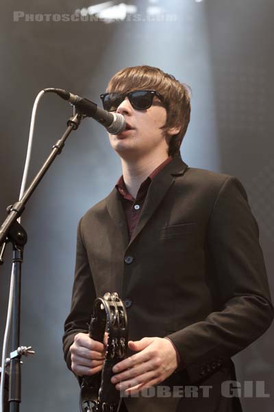 THE STRYPES - 2015-06-24 - PARIS - Place de la Republique - 